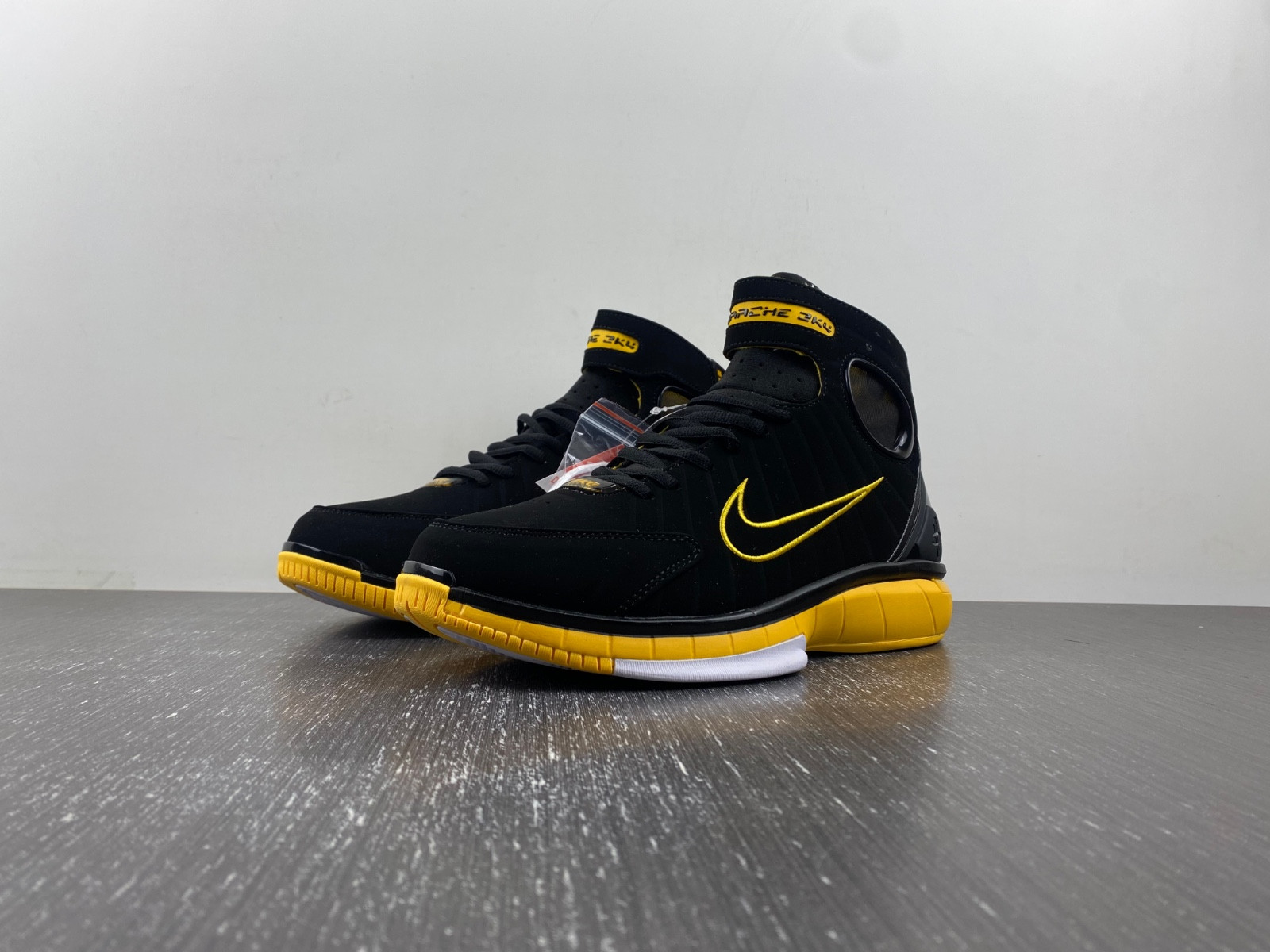 nike air zoom huarache 2k4