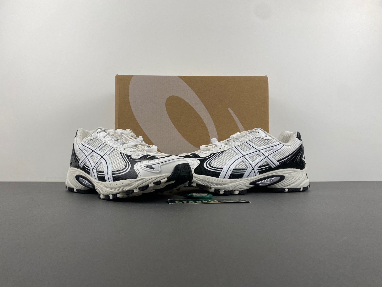 As*ic*s gel-kahana tr v4