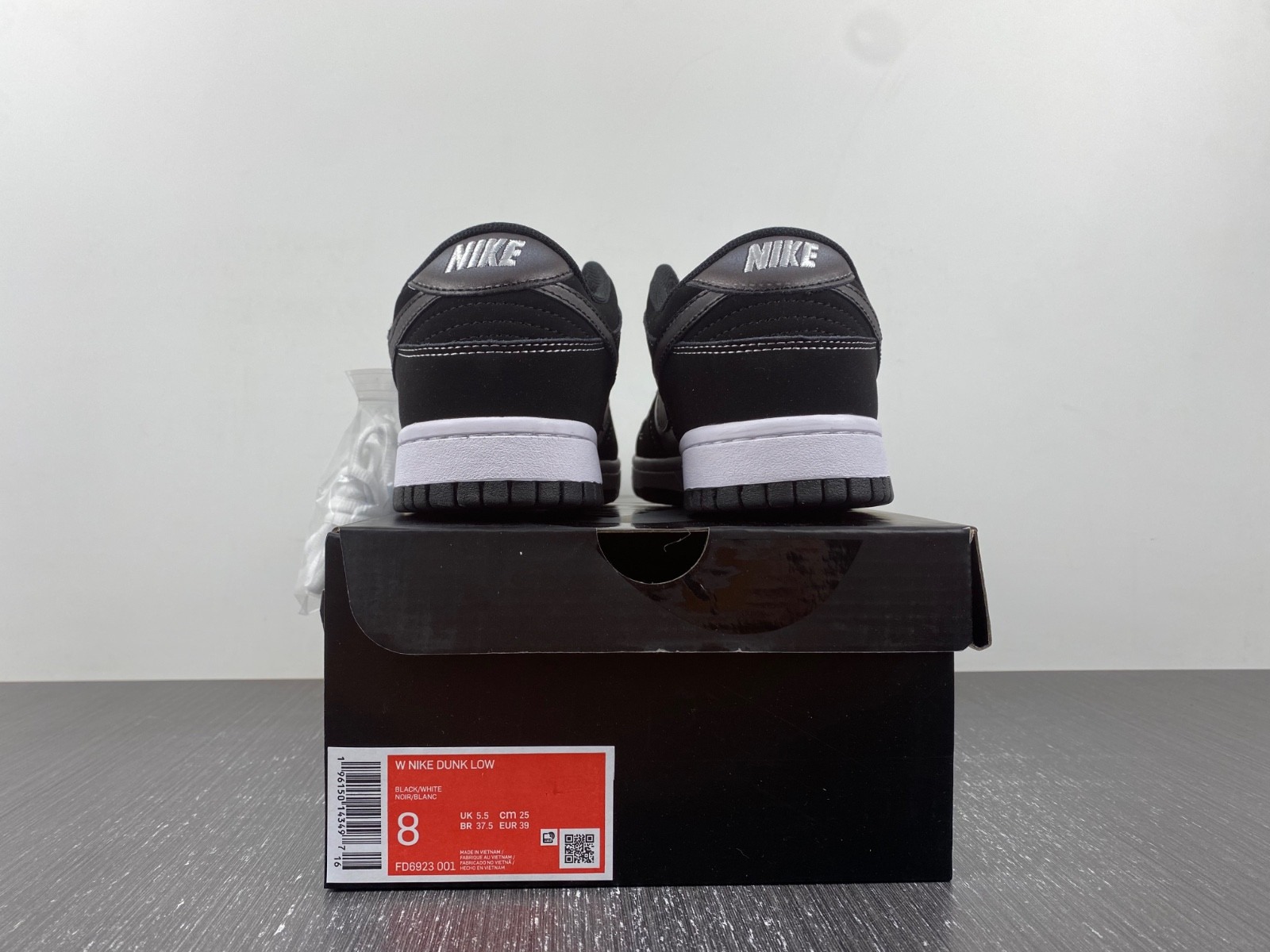 nike dunk low "black/grey" (airbrush) fd6923-001