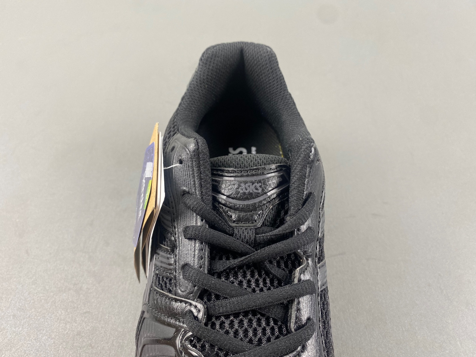 As*ic*s gel kayano 14