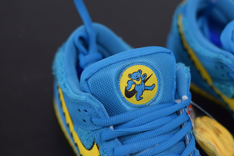 grateful dead x nike sb dunk low “blue bear” cj5378-400