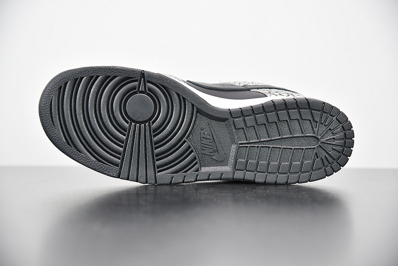 S*p*e x nike sb dunk low pro sb