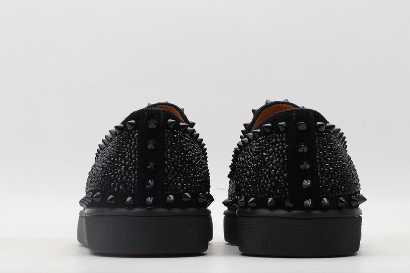 chian louin low top sneaker