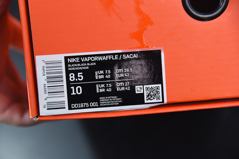 nike vaporwaffle sacai