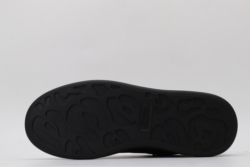 alexer mceen sneakers