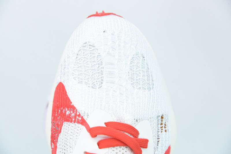 of x air zoom tempo next%