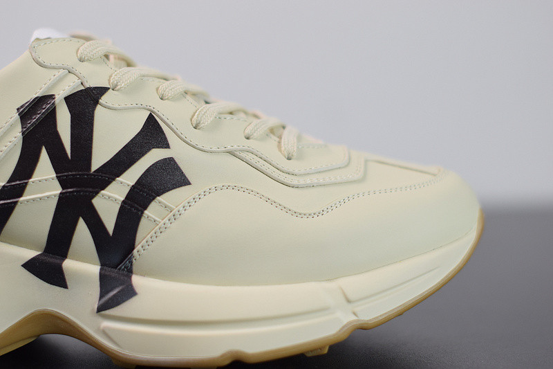 guc rhyton vintage trainer sneaker