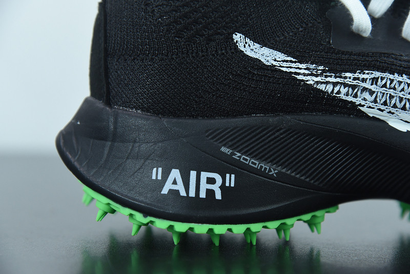 of x air zoom tempo next%