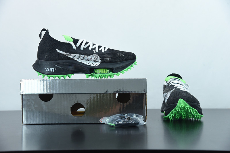 of x air zoom tempo next%