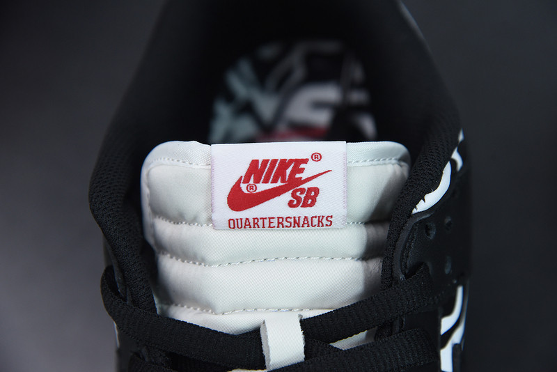 quartersnacks x nike dunk low sb