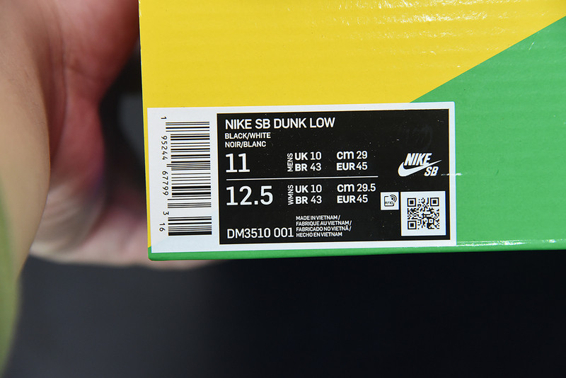 quartersnacks x nike dunk low sb