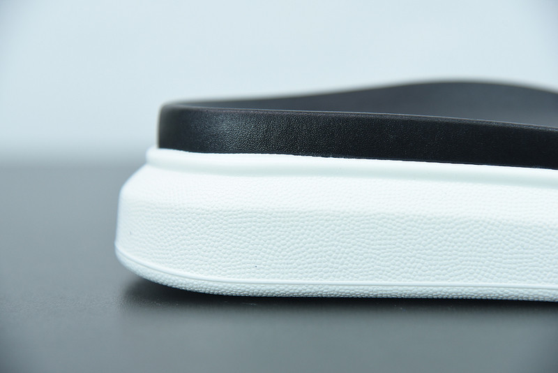 alexander mcqueen slide