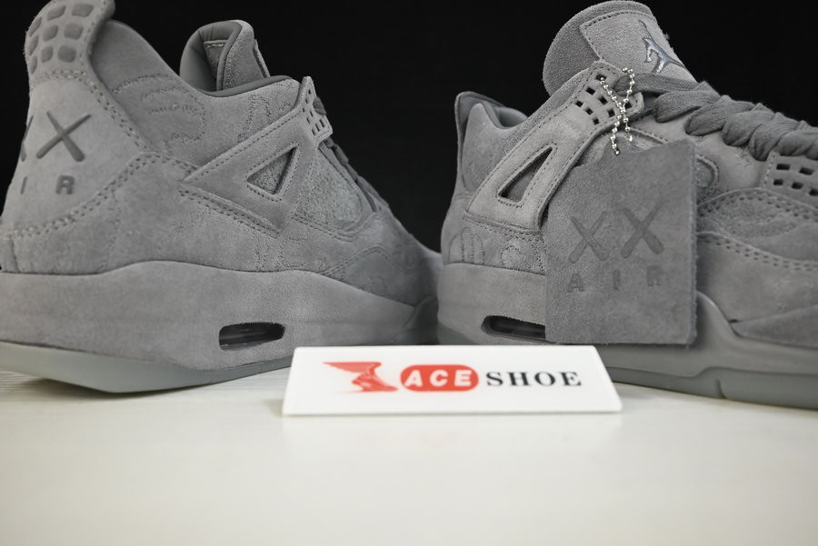 air jordan 4 retro kaws "kaws" 930155-003