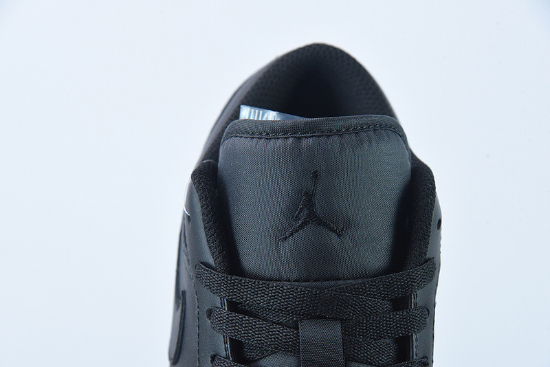 air jordan 1 low triple black (2022) 553558-093