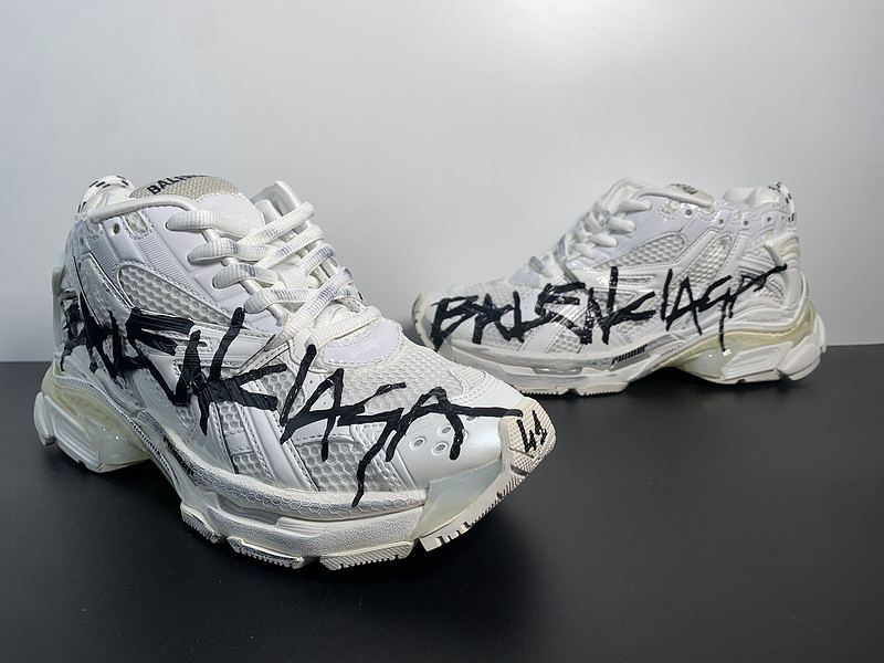 Ba*len*cia*ga runner sneaker