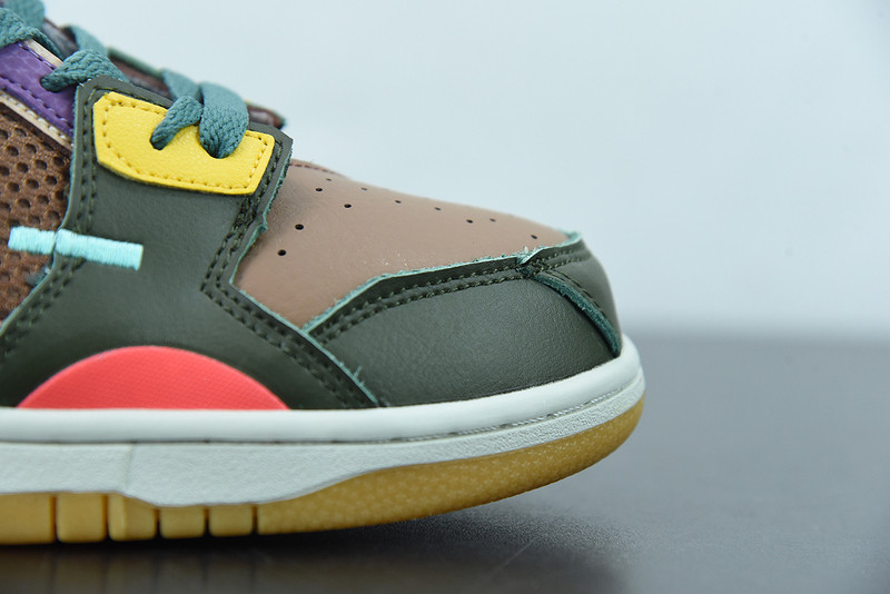 nike sb dunk low scrap