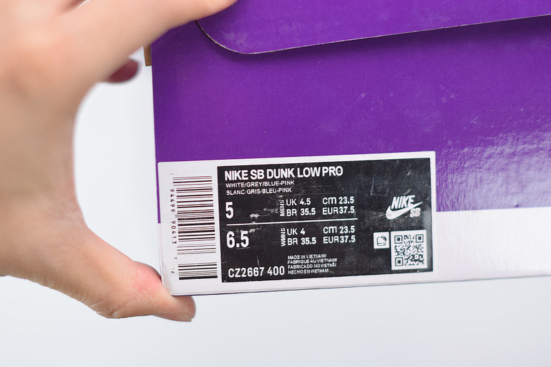 nike sb dunk low “samba” cz2667-400