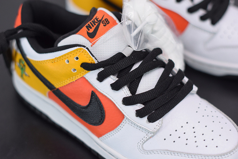 nike sb dunk low raygun 304292-803