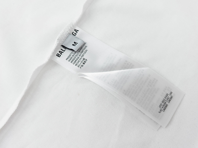 Ba*len*cia*ga clothes