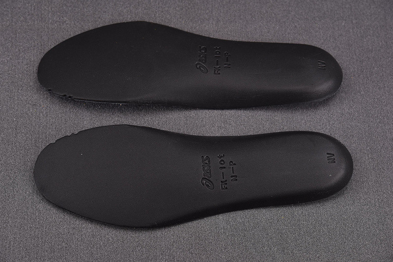 As*ic*s kiko kostadinov x gel korika