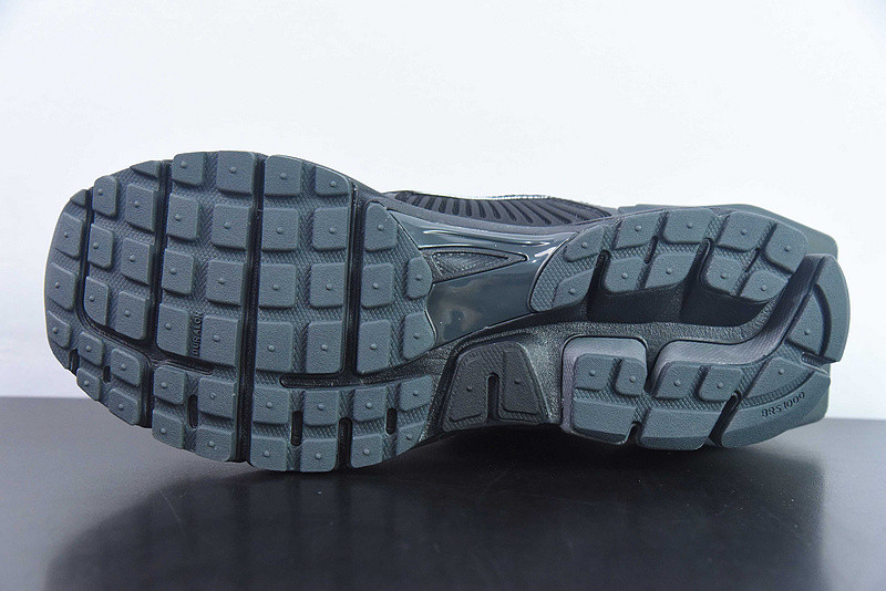 nike a-cold-wall* x air zoom vomero 5