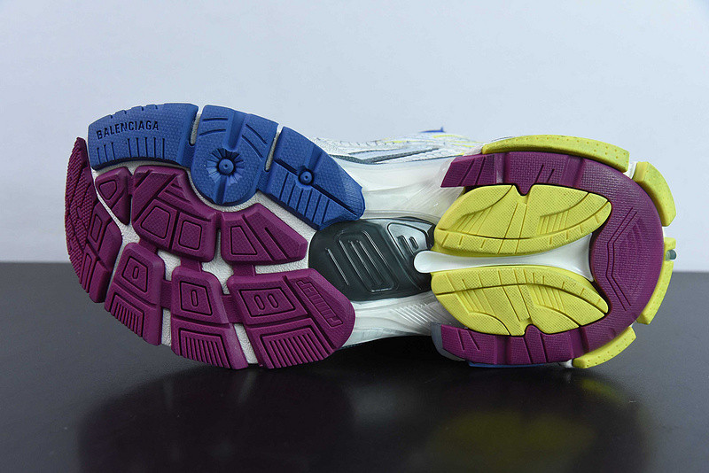 Ba*len*cia*ga runner sneaker