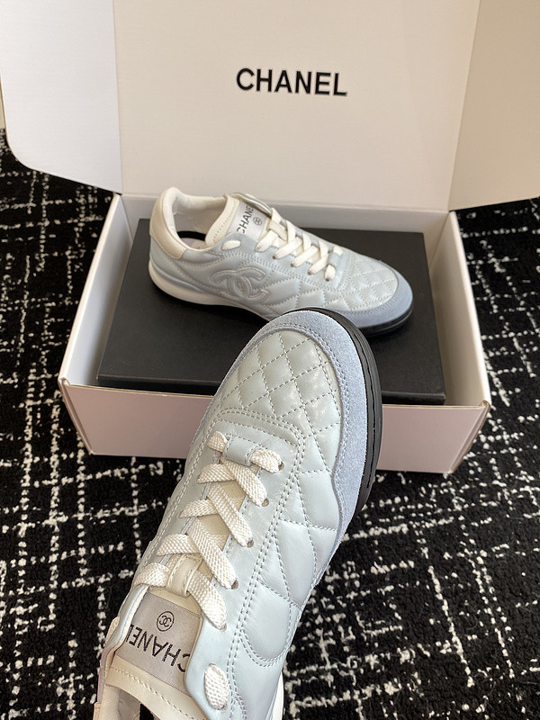 Chanel Sneaker