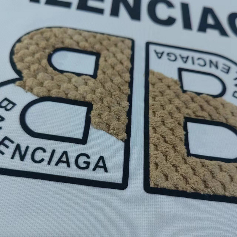 Ba*len*cia*ga clothes