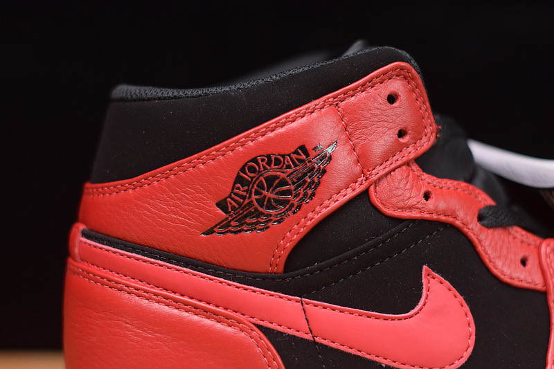 air jordan 1 mid "reverse bred" 554724-054