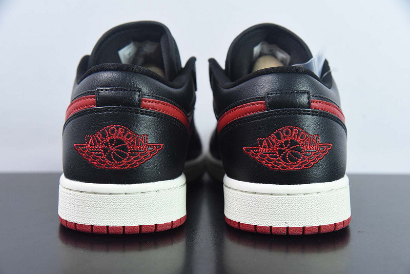 air jordan 1 low bred sail wmns dc0774-061