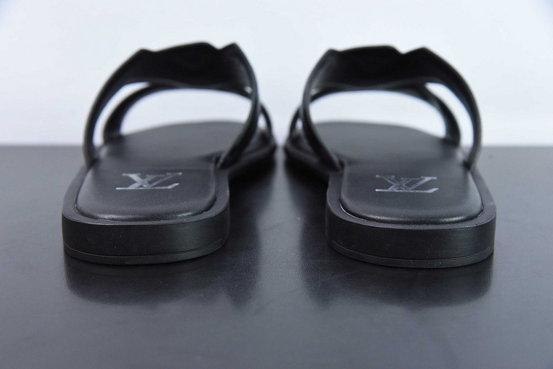lvt sandals