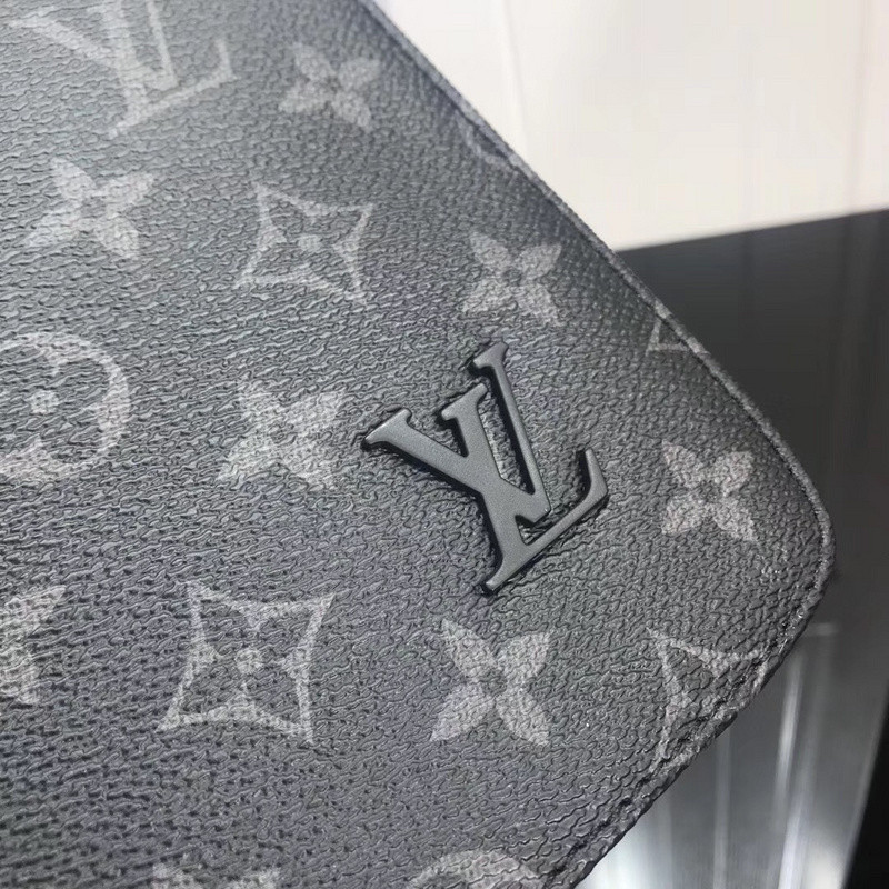 LVT PURSE