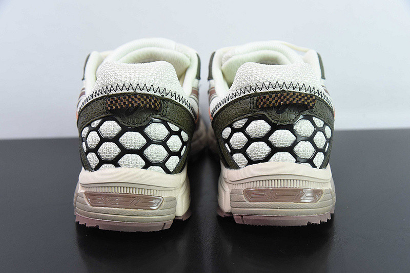 As*ic*s gel-kahana 8