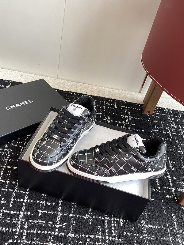 Chanel Sneaker
