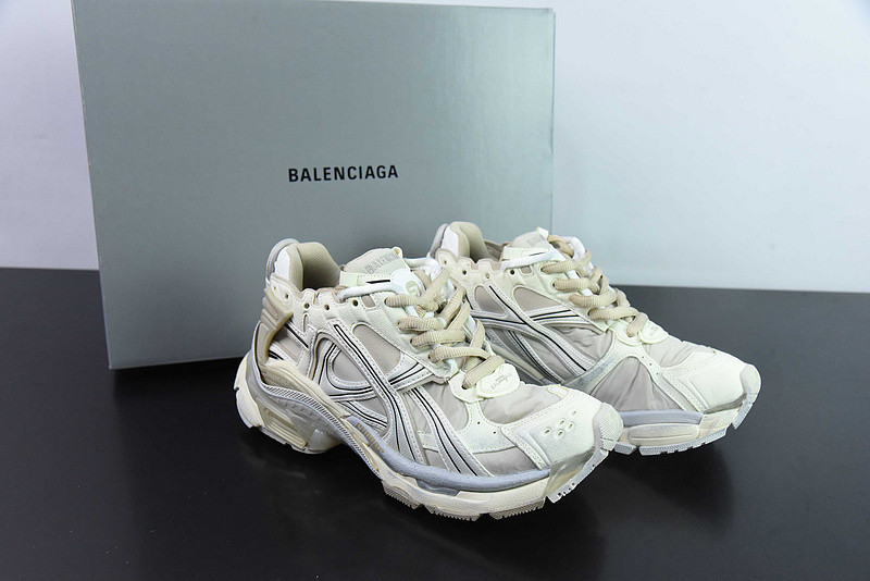 Ba*len*cia*ga runner sneaker