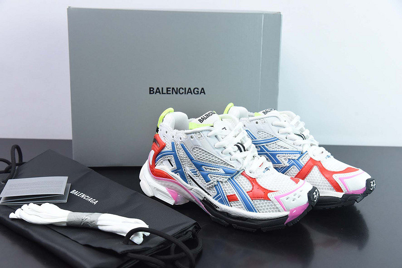 Ba*len*cia*ga runner sneaker