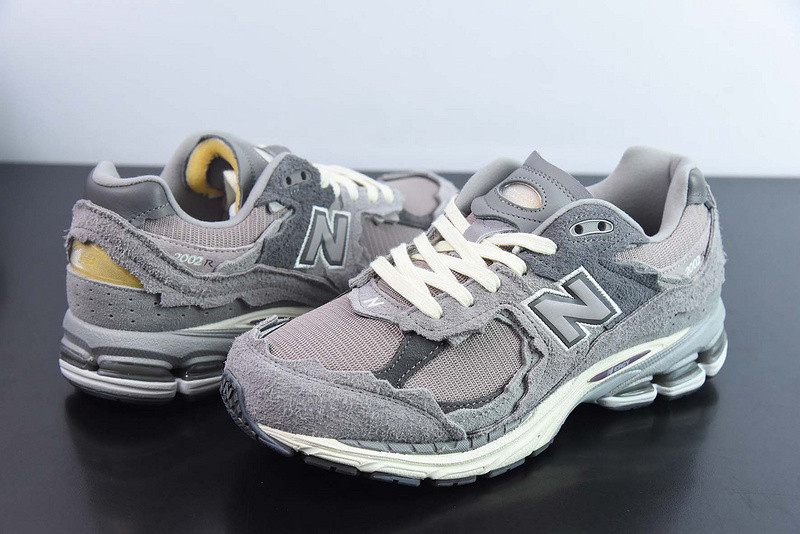 new balance sneaker