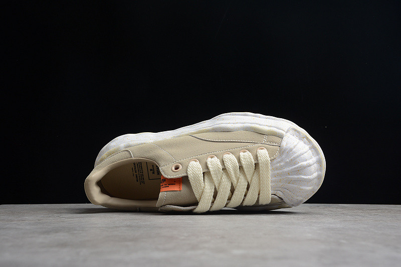 Ma*s*n mihara yasuhiro sneaker